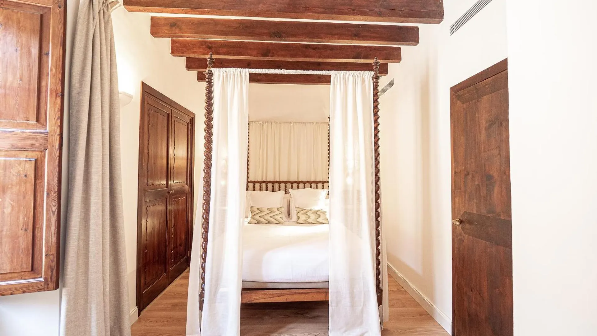 Ca'N Puig De Soller Aparthotel Spain